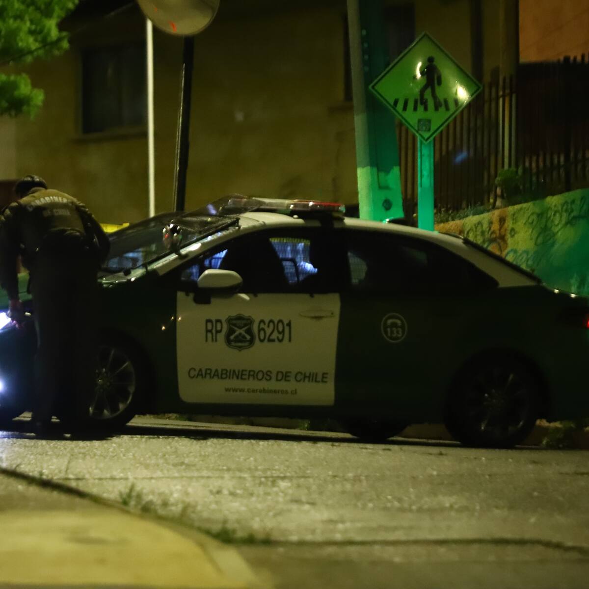 “Se sintió un balazo”: violento turbazo afecta a familia mientras guardaba su auto en Puente Alto