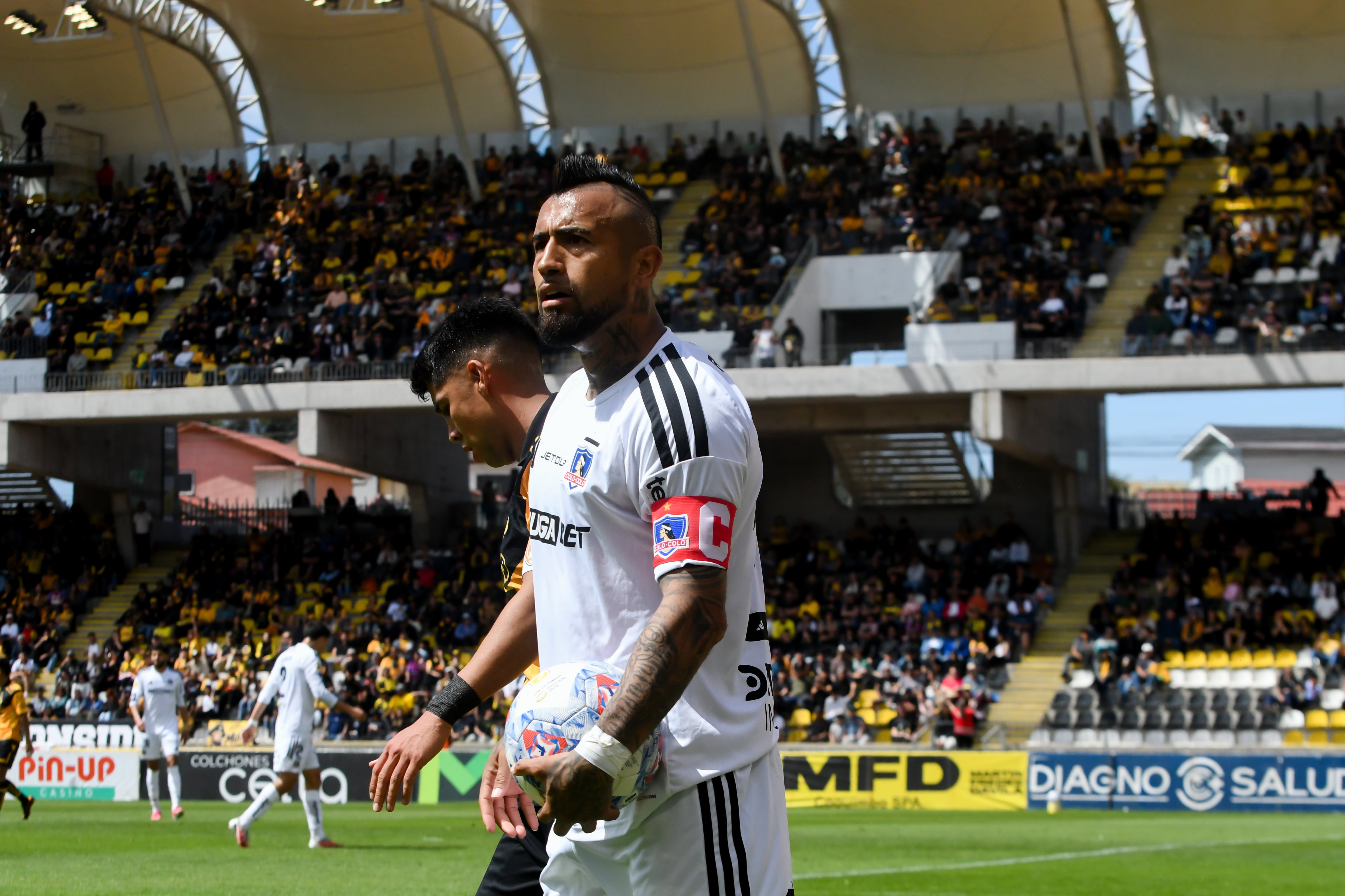 “La 35 no se nos va a escapar”: Arturo Vidal da la cara tras el “partido malo” de Colo Colo y pide calma a la hinchada