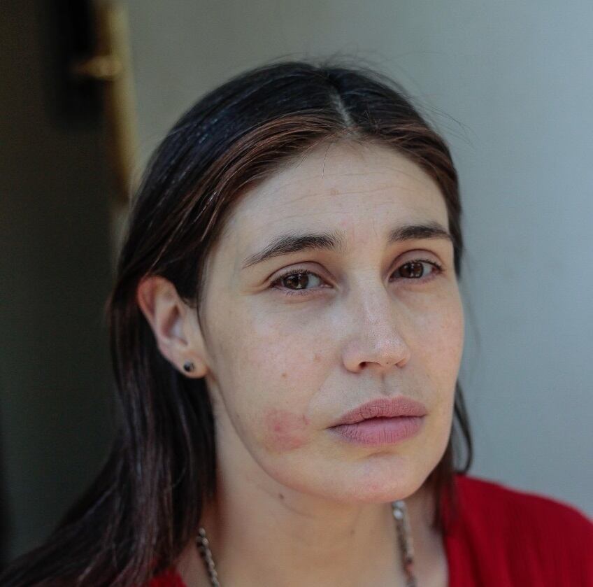 Carabinero que agredió a actriz María Paz Grandjean durante el estallido social cumplirá su sentencia en libertad
