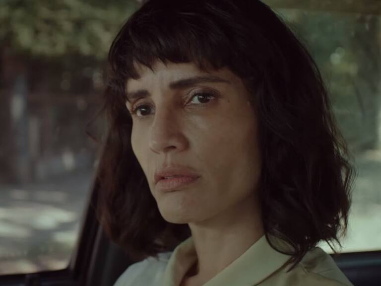 Leonor Varela y su regreso al cine chileno con «La vaca que cantó una canción hacia el futuro»: «Tiene una energía muy femenina»