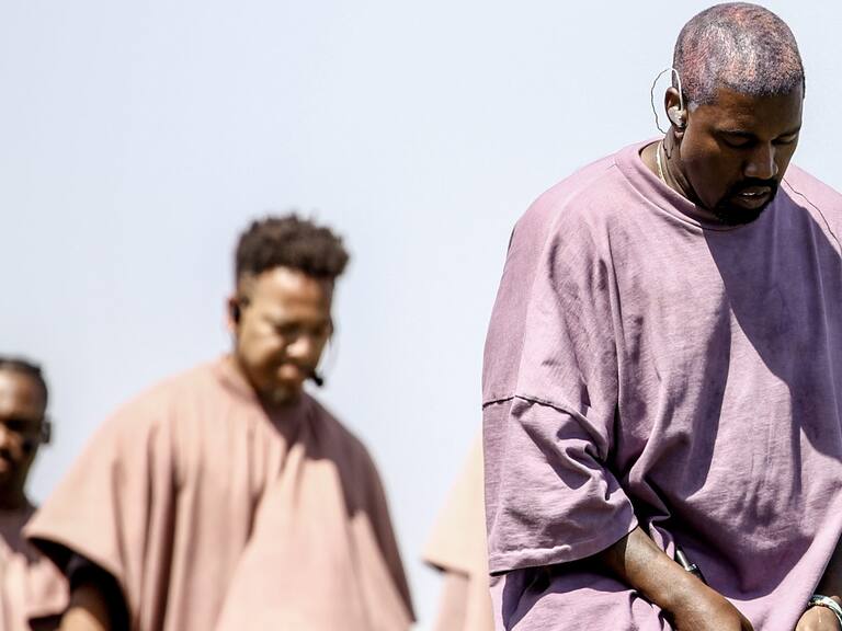 Ventas de álbums de Kanye West cayeron considerablemente tras su anuncio de su candidatura a la presidencia de Estados Unidos