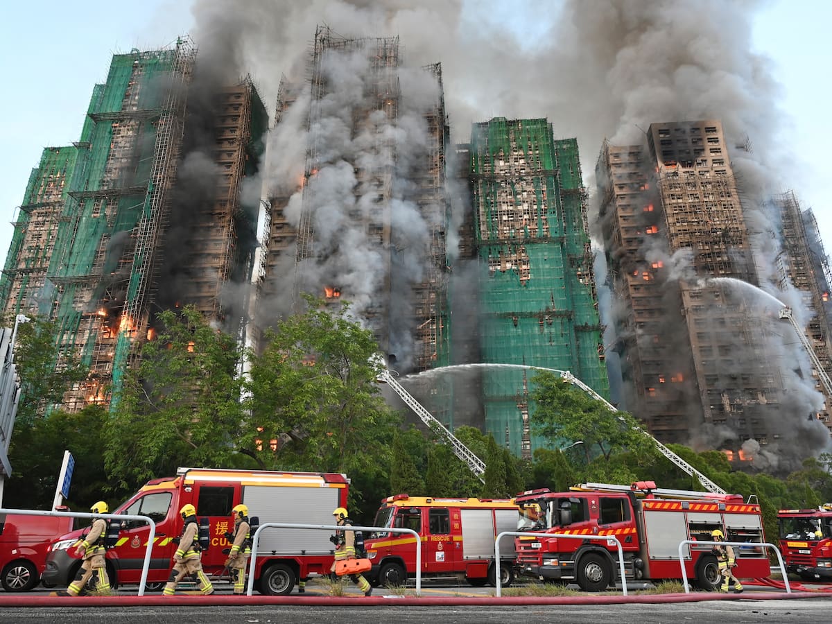 Tragedia en Hong Kong: impresionante incendio deja 36 muertos y más de 200 de desaparecidos hasta el momento