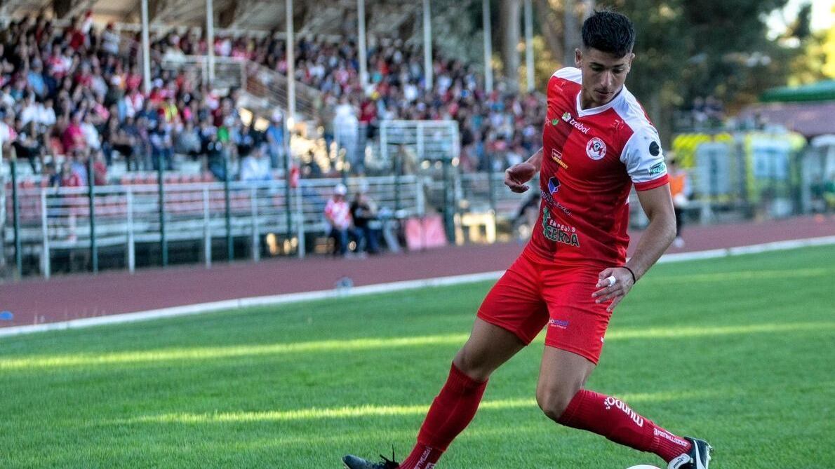 Otro chileno a Europa: joven figura de Malleco Unido da el gran salto al fútbol italiano