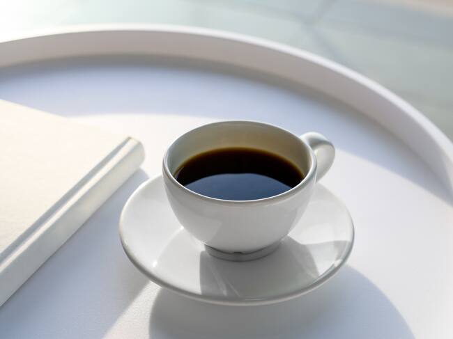 Intentó envenenar a sus colegas: mujer es acusada de poner viagra en el café de sus compañeros