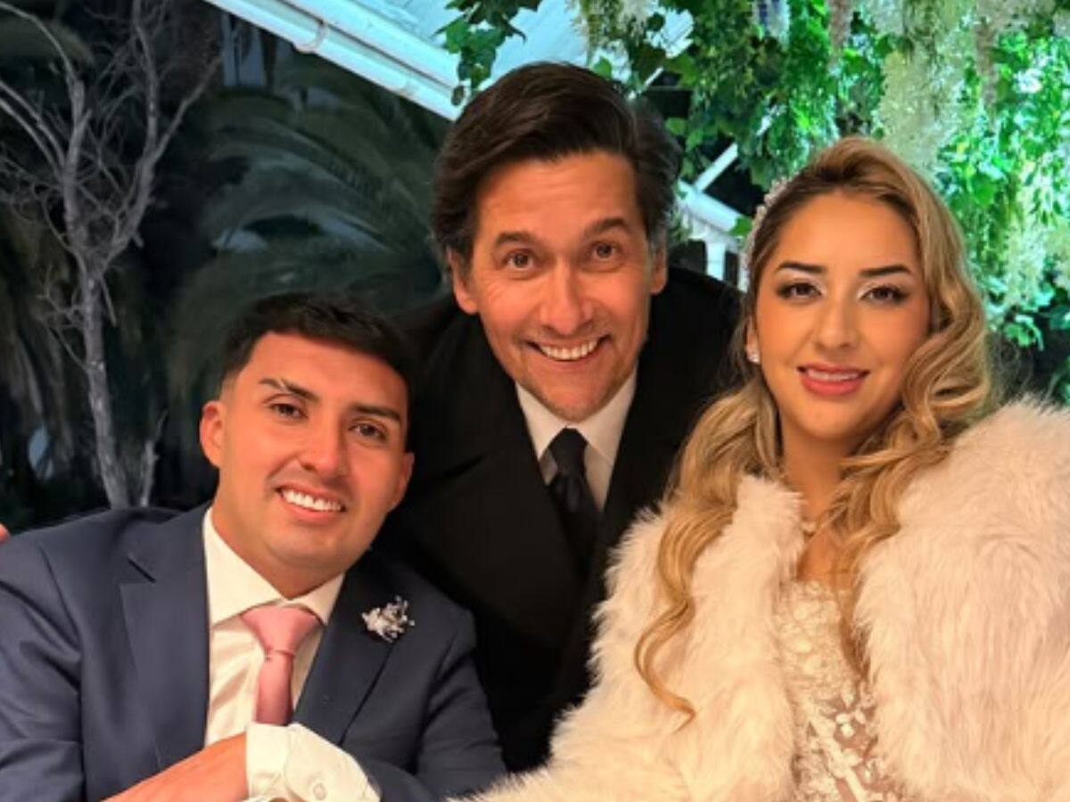 Se comprometieron durante la Teletón 2025 y hoy un reconocido rostro de televisión asistió a su boda y tomó un rol clave: así fue el emotivo momento