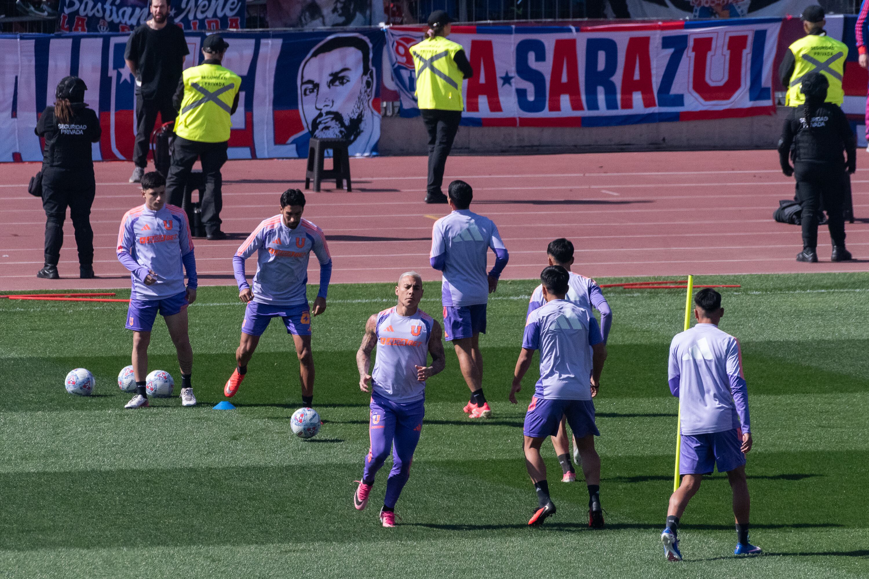 Universidad de Chile recibe a Colo Colo en Ñuñoa