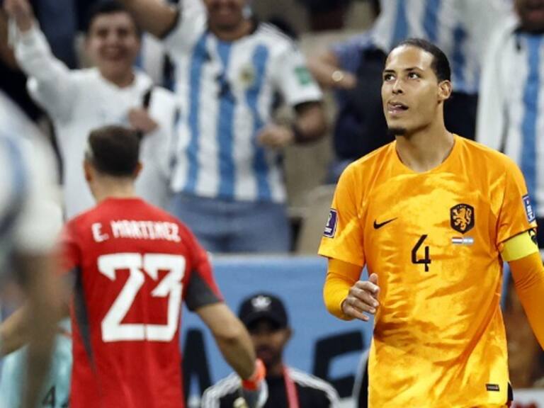 Van Dijk quedó afectado tras penal que falló ante Argentina en el Mundial: "No dormí durante dos días, me dolió mucho"