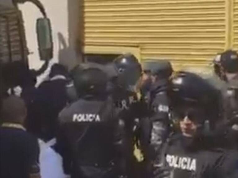 Seleccionado de Ecuador casi se va preso cuando entraba al estadio