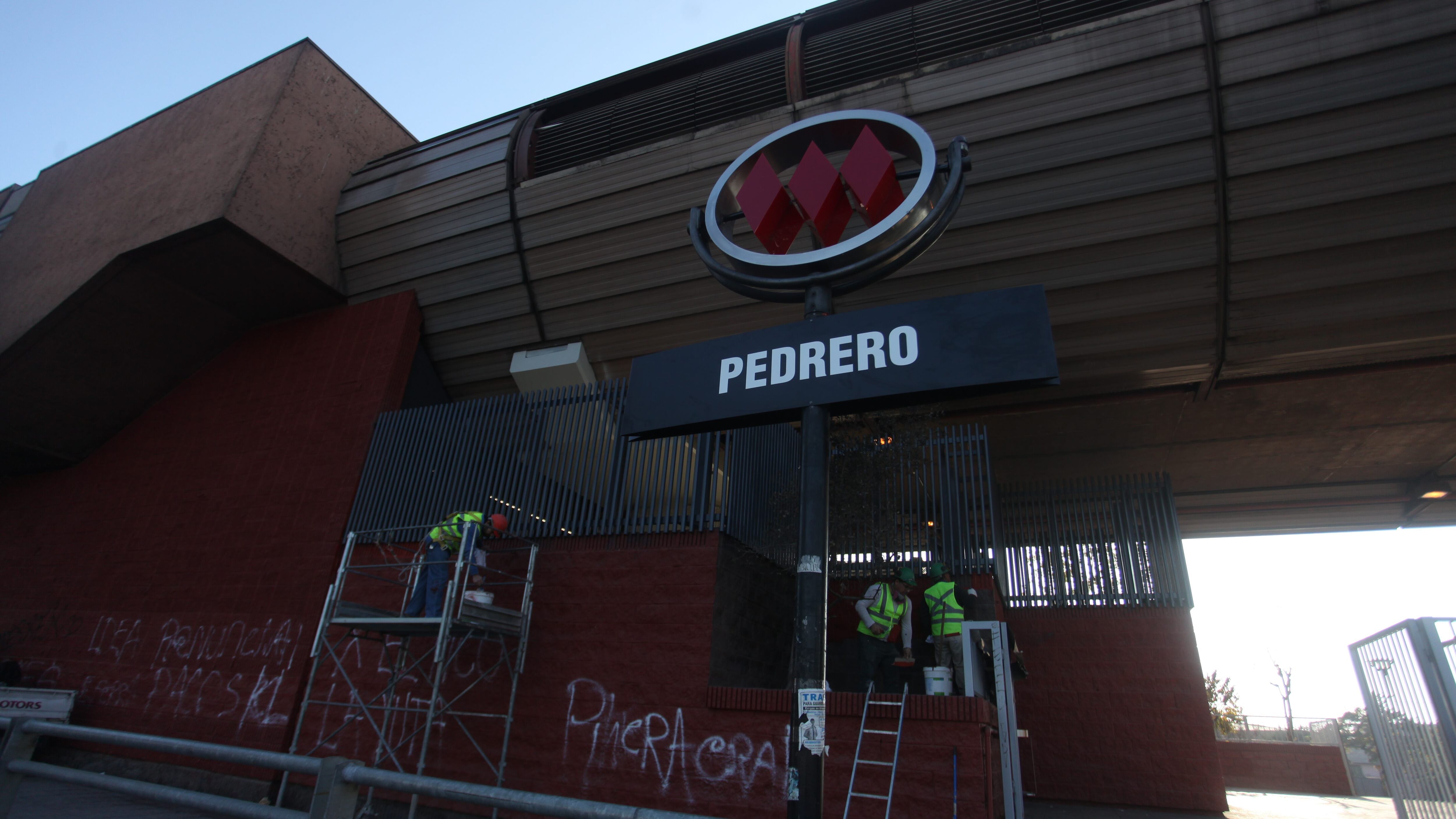 Absuelven a imputados por incendio de estación Pedrero del Metro