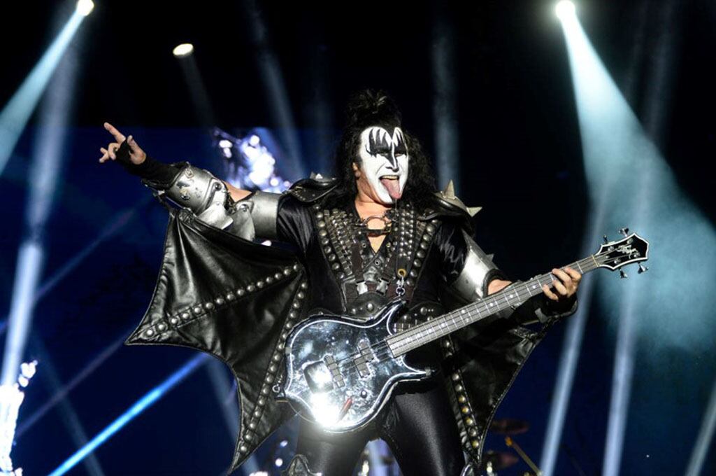 Kiss