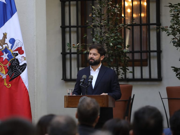 El mensaje de Boric al próximo gobierno en medio de polémica por cable chino