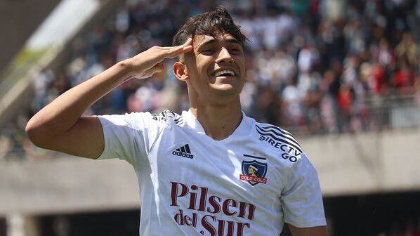 Colo Colo logró acuerdo para contar con Pablo Solari hasta 2025