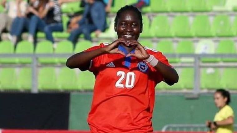 Mary Valencia recibió su carta de nacionalidad y podrá jugar el Sudamericano Sub-20 con la Roja Femenina