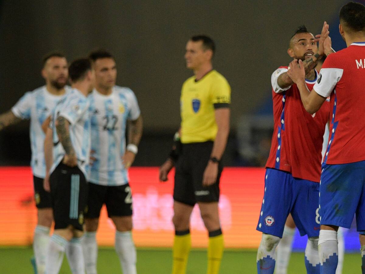 Guarello y rotura de burbuja en La Roja: «Los jugadores hacen lo que quieren, siempre lo han hecho»