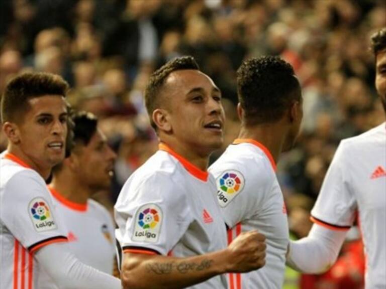 Fabián Orellana lideró la sorpresa del Valencia al Real Madrid