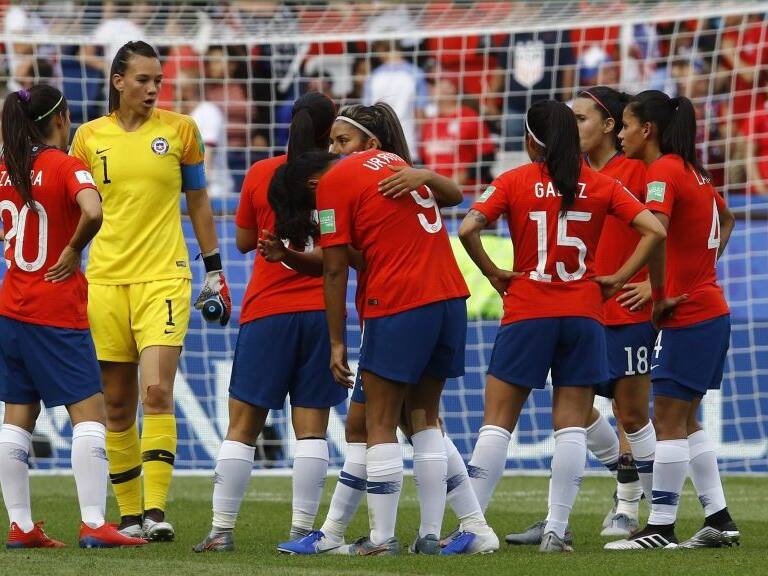 16 de Junio de 2019/PARISChristiane Endler y María José Urrutia durante el partido por el grupo F del Mundial Femenino Francia 2019 entre las selecciones de Chile vs EEUU jugado en el Estadio Parc des Princes de Paris
FOTO: MARIO DAVILA/AGENCIAUNO