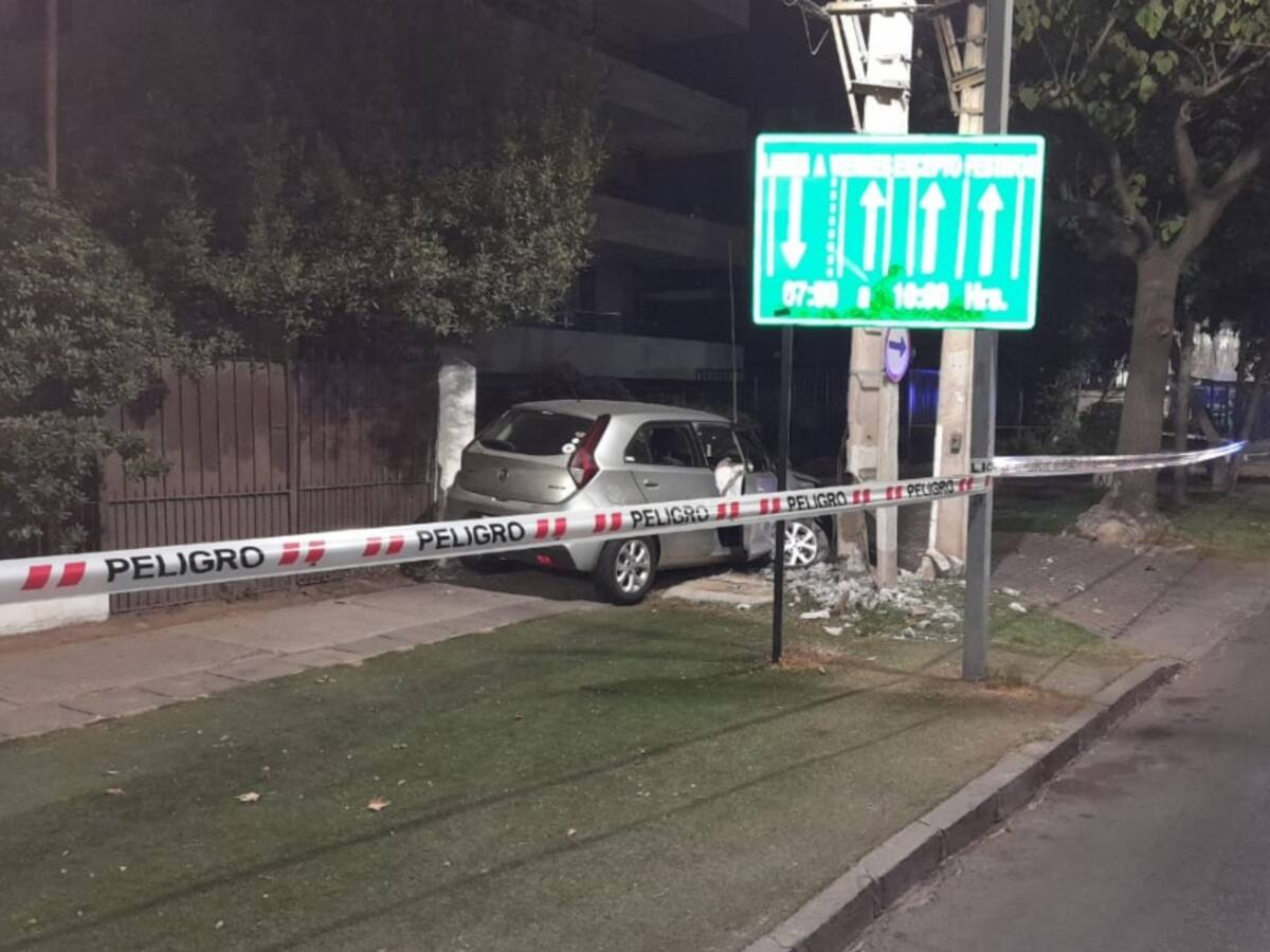 Conductor en estado de ebriedad protagonizó accidente de tránsito en Las Condes