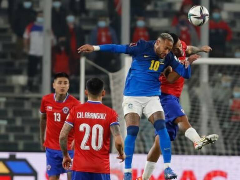 Chile arriesga sanción de FIFA por gritos racistas de los hinchas ante Brasil