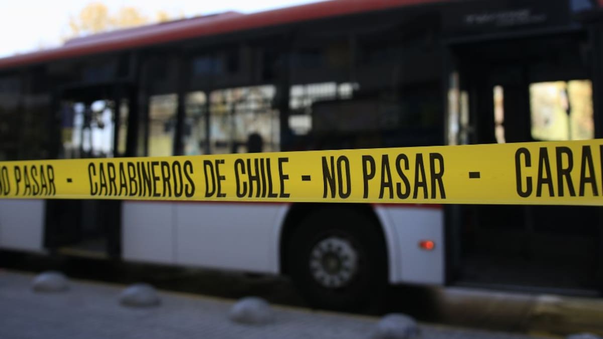 Fatal accidente en La Pintana: motociclista muere tras ser colisionado por bus RED