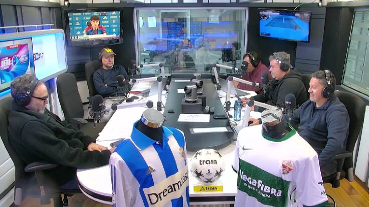Los Tenores debaten por la titularidad de Maureira en el arco de Colo Colo y un eventual debut de Vozinha