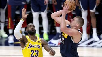 No solo presencialmente: NBA abre su primer tienda online en Chile