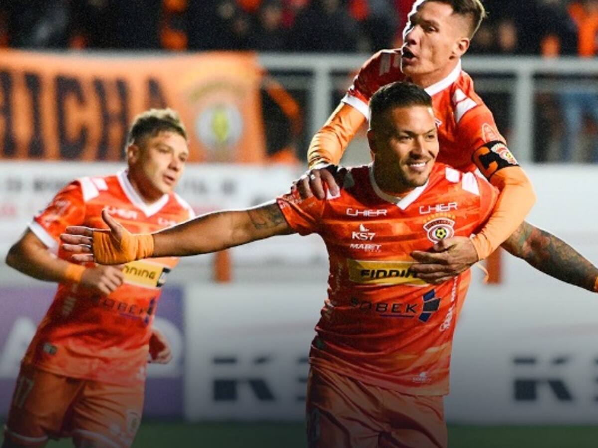 Cobreloa se aferra a Primera División tras golear a Copiapó en duelo clave por el descenso
