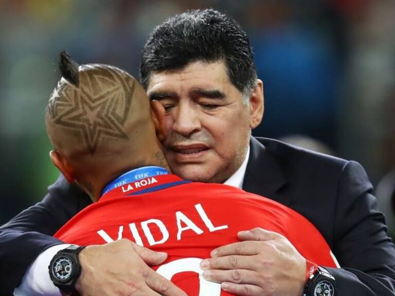 «Descansa en paz Diego»: El emotivo mensaje con el que Arturo Vidal despidió a Maradona