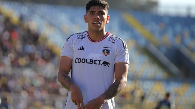 Carlos Palacios se ilusiona con renovar en Colo Colo: "Ojalá se pueda dar, me voy a quedar muy feliz acá"