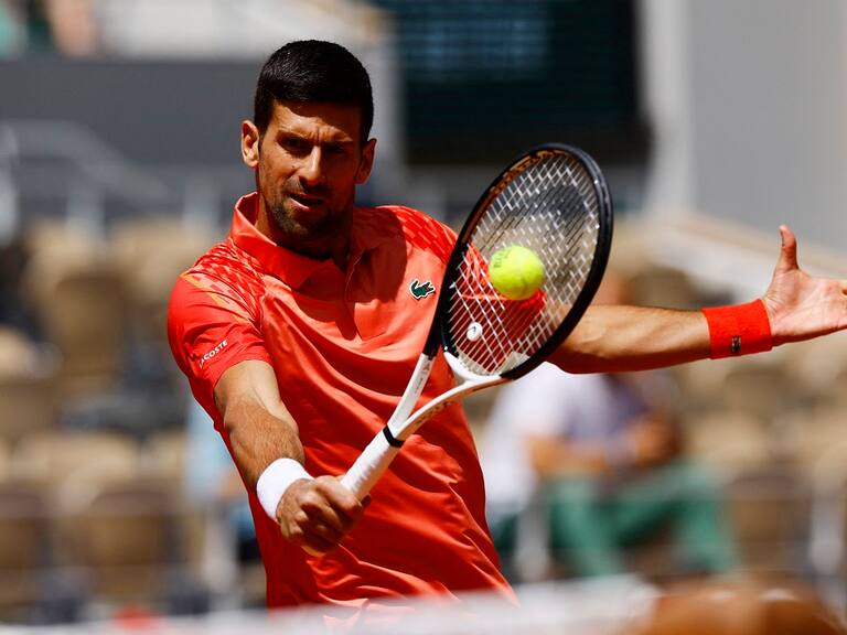 Novak Djokovic superó sin contratiempos al húngaro Fucsovics y se metió de lleno en la tercera ronda de Roland Garros