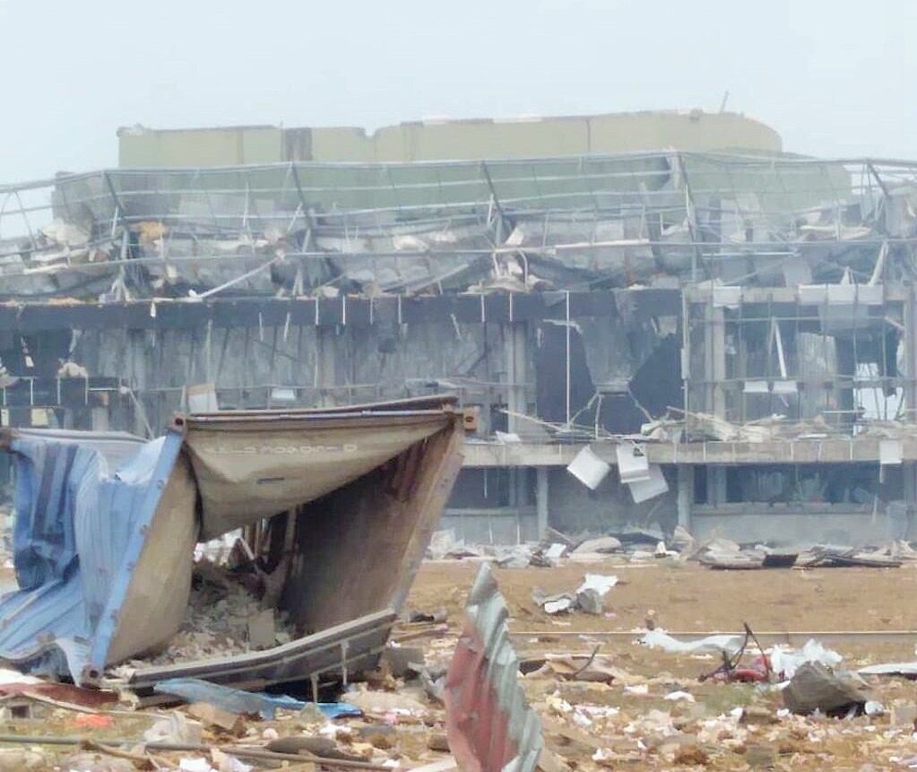 La destrucción que dejó la explosión de un arsenal militar en Guinea Ecuatorial