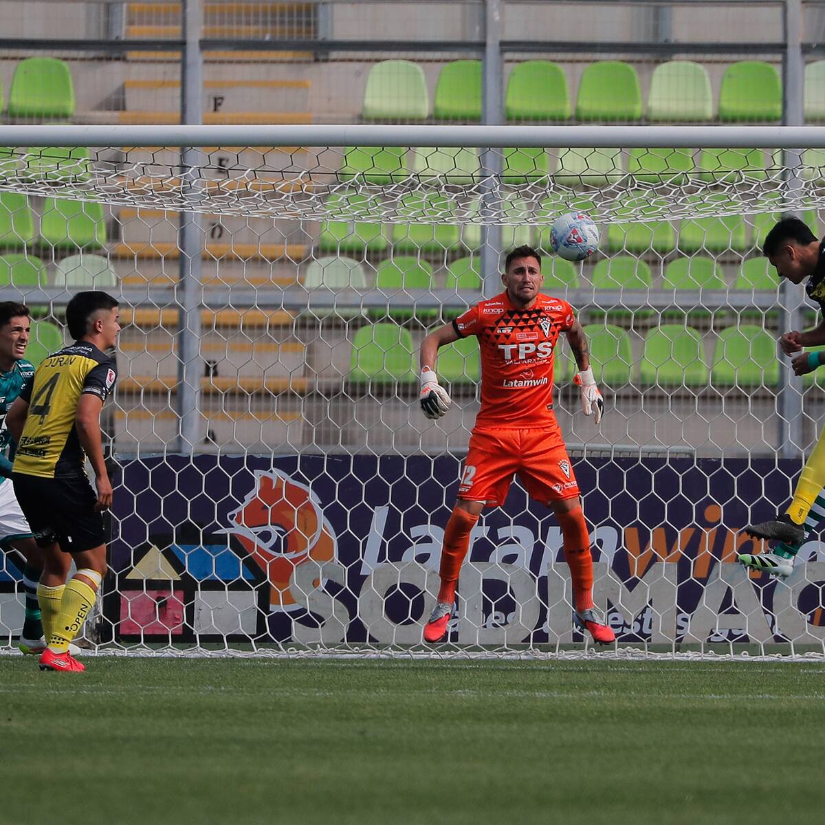 ANFP oficializa importante cambio de reglamento en la Primera B