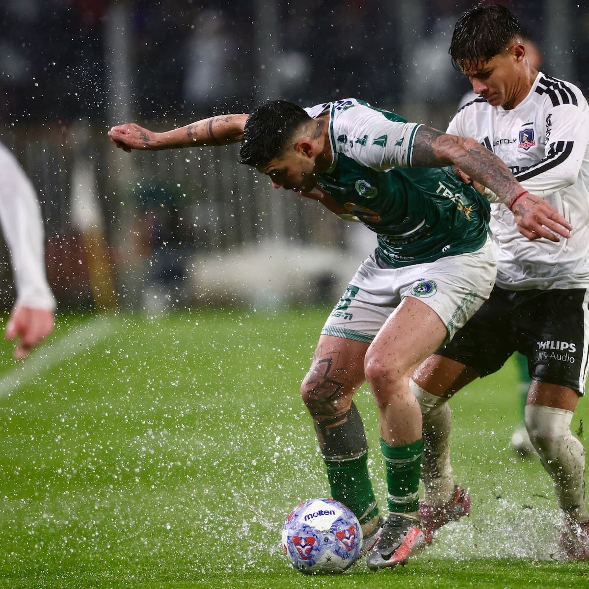 Por intensas lluvias: suspenden partido por Copa Chile entre Colo Colo y Deportes Puerto Montt