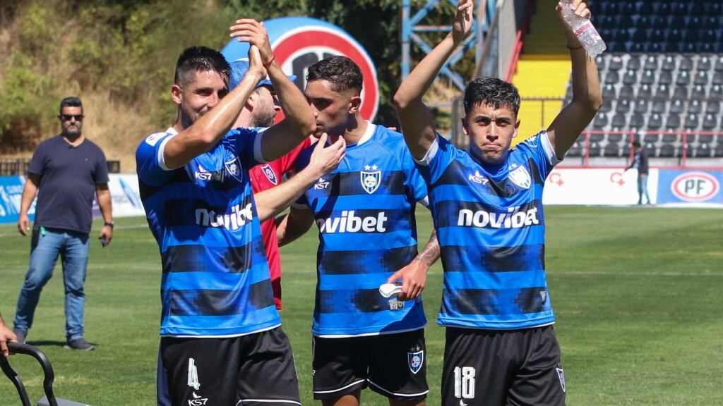 Molestia en Talcahuano: jugador de Huachipato sufre una fractura jugando padel