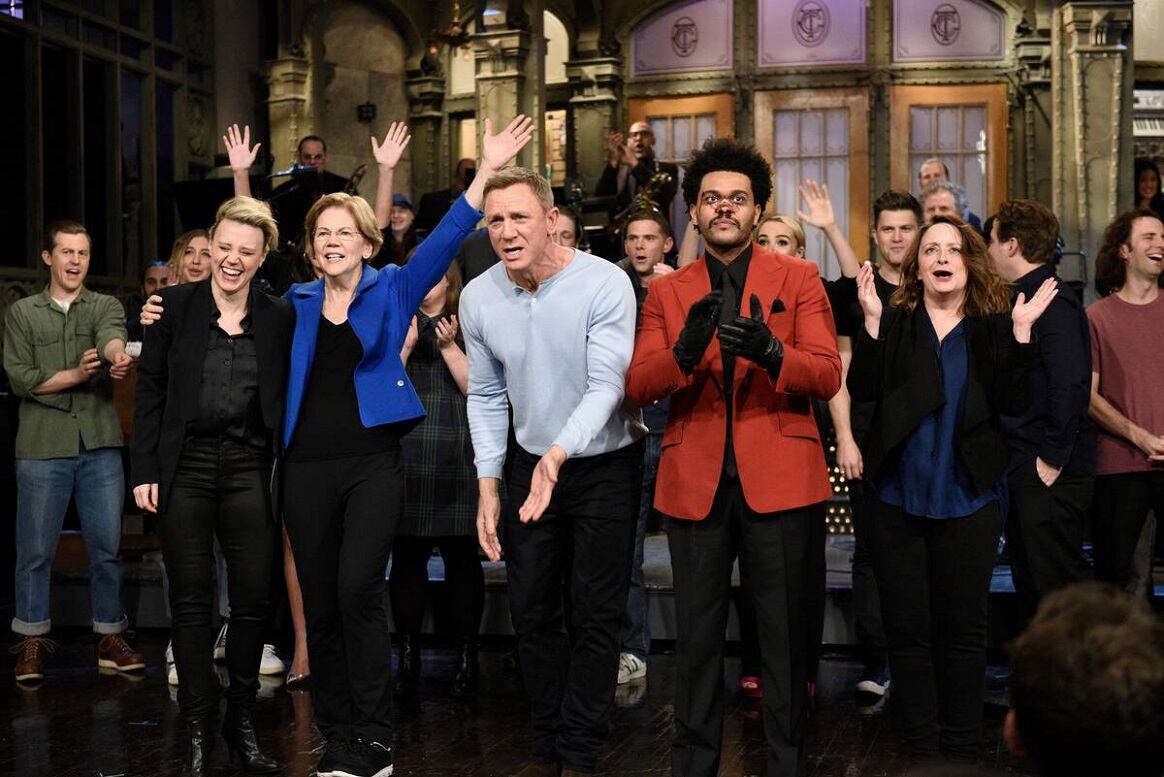 El actor Daniel Craig despide el último episodio de SNL antes de la crisis del coronavirus
