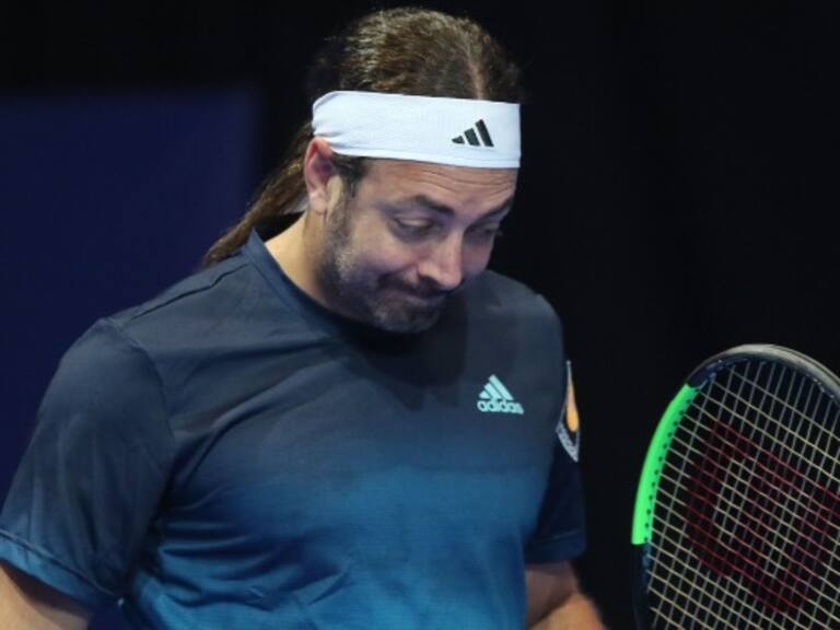 Nicolás Massú sufre una lesión y complica sus duelos de exhibición contra Fernando González