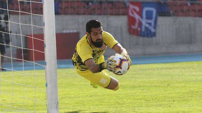 Jorge Deschamps: "Futbolísticamente no tengo dudas de que Magallanes va a salir de la zona de descenso"