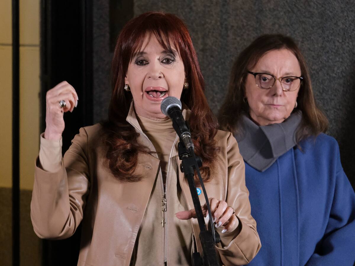 “Las personas que votaron a este monigote de presidente deberán hacerse cargo”: la crítica de Cristina Fernández tras confirmarse su condena