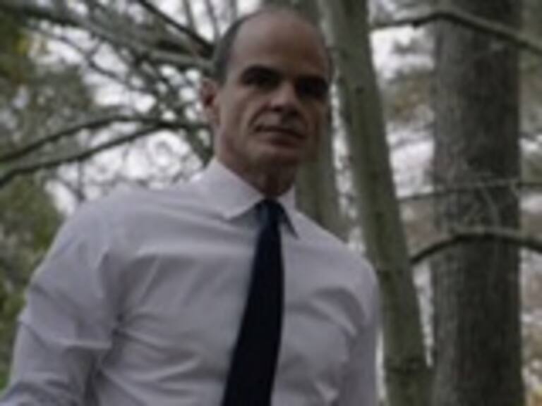Ya cavan hoyos en nuevo adelanto de House Of Cards