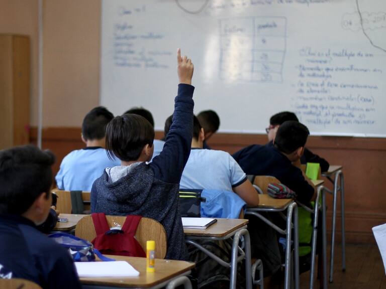 Organizaciones civiles entregan carta al Mineduc con recomendaciones para fortalecer la educación pública