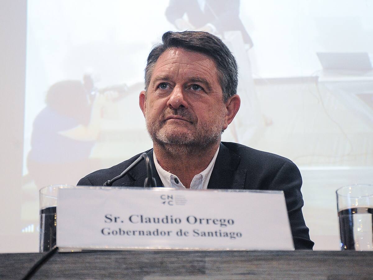 Gobernador Claudio Orrego entregará su celular y computador a Fiscalía para colaborar con investigación