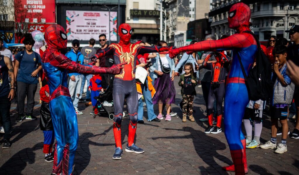 Miles de Spiderman llegaron al obelisco este domingo / Foto: Getty Images