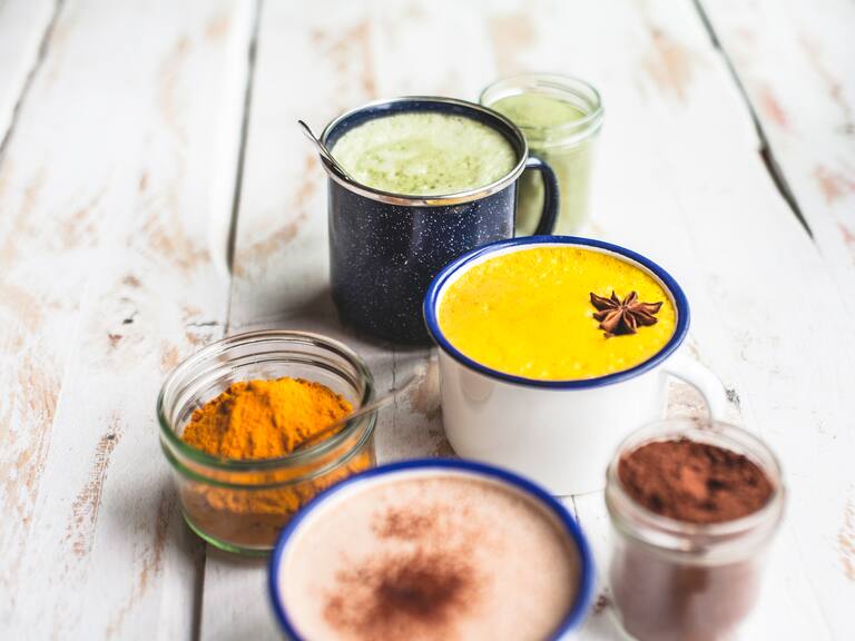 Los beneficios de la leche dorada y el matcha | Getty Images