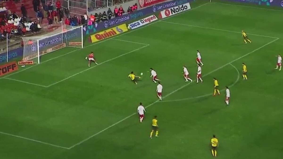 Volvió a su club tras defender a La Roja y esto hizo en su regreso: golazo y triunfo clave en Argentina