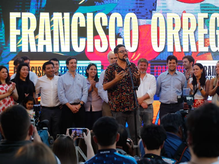 24 DE NOVIEMBRE DE 2024 / SANTIAGO
Francisco Orrego da su discurso de derrota en su comando ubicado en la comuna de Providencia a un costado de la Sede de Renovación Nacional
FOTO: DIEGO MARTIN /AGENCIAUNO