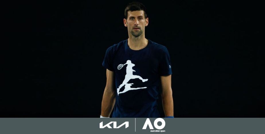 Novak Djokovic será detenido y este domingo tendrá la audiencia que determinará si podrá jugar o no el Abierto de Australia