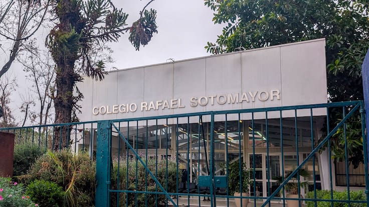 Del presunto robo de una colación a una amenaza de muerte: apoderada protagonizó tenso episodio con profesora en Las Condes