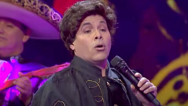 Nuevamente como El mejor de la noche: Pastelito brilló con imitación de Juan Gabriel