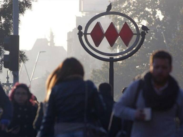 Metro de Santiago anunció que estación Plaza de Puente Alto se encuentra cerrada