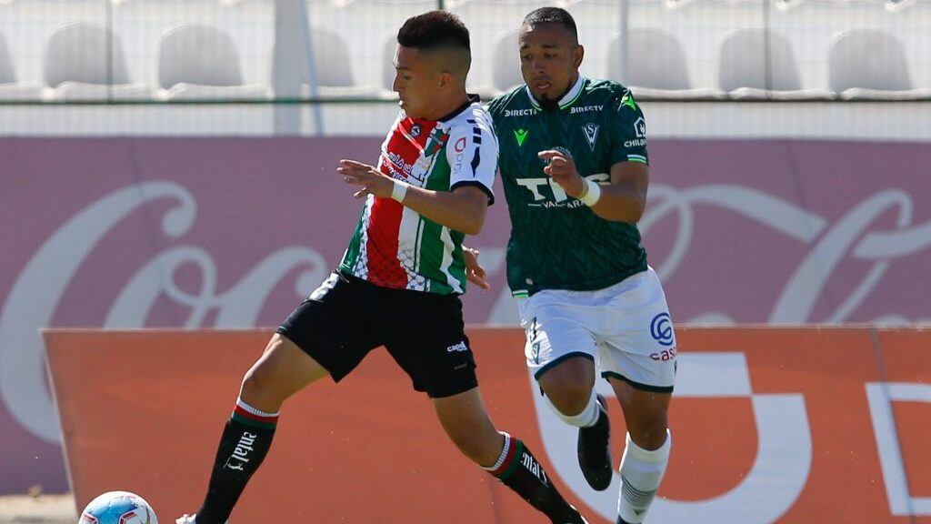 16 de Diciembre del 2020/SANTIAGO ,durante el partido valido por la Vigésimo cuarta fecha del Campeonato Nacional AFP PlanVital 2020, entre Palestino vs Santiago Wanderers, disputado en el Estadio Municipal de la Cisterna.
FOTO:FRANCISCO LONGA/AGENCIAUNO