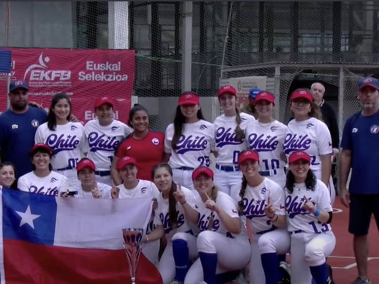 En su preparación para Santiago 2023: selección chilena femenina de sóftbol se consagra campeona en España